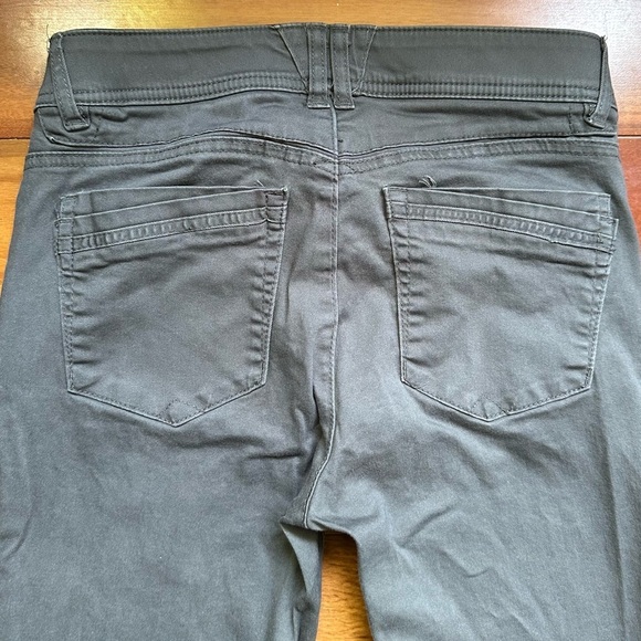 Democracy Ab Technology Ankle Skimmer - Picture 6 of 9